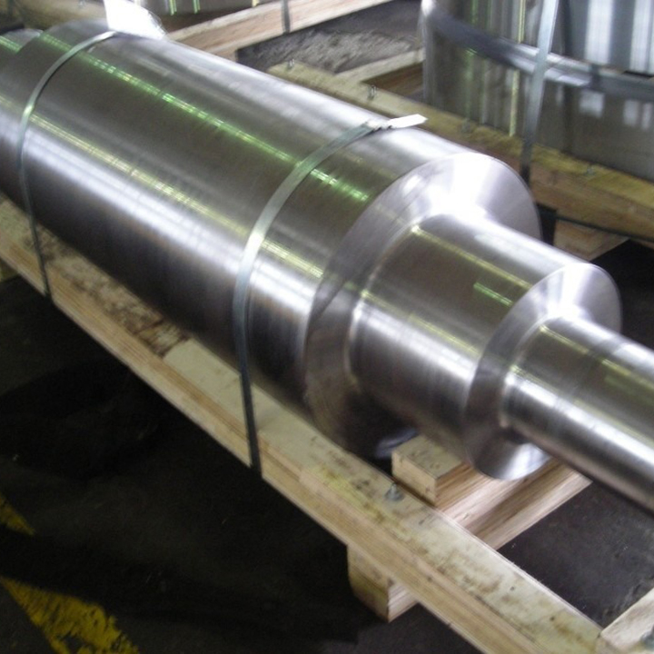 La finition de surface brillante d'AISI 4140 a forgé le forgeage ouvert de précision d'axes en acier
