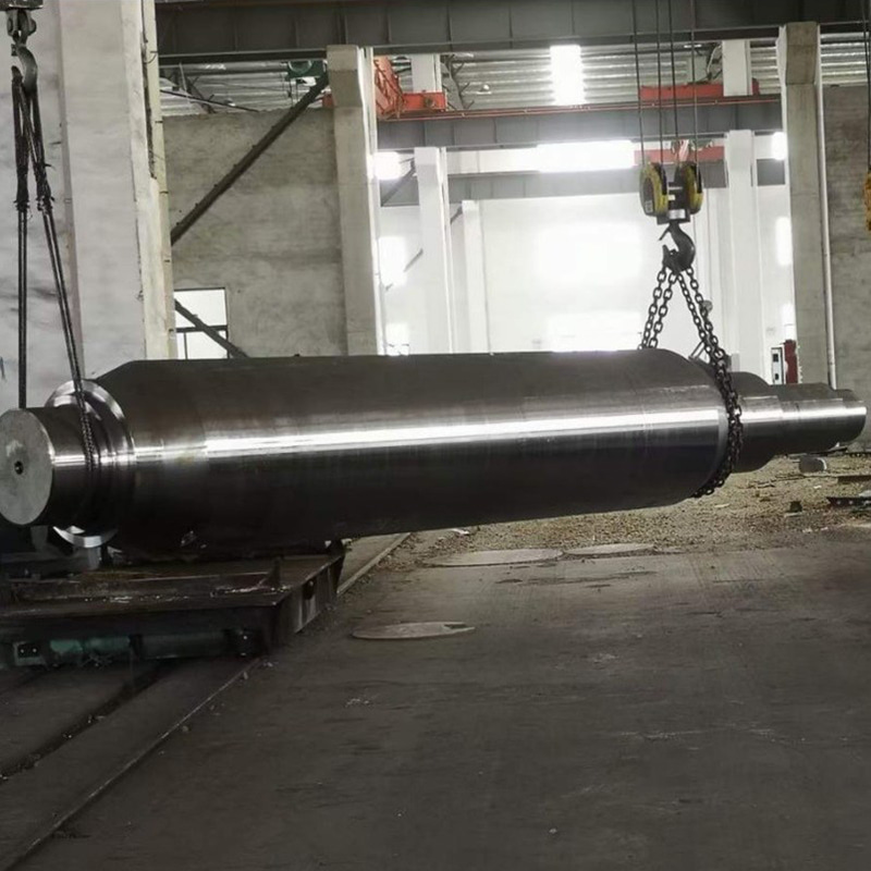 Arbre de rotor de turbine en acier forgé à chaud avec finition de surface brillante S355JR/SAE4140